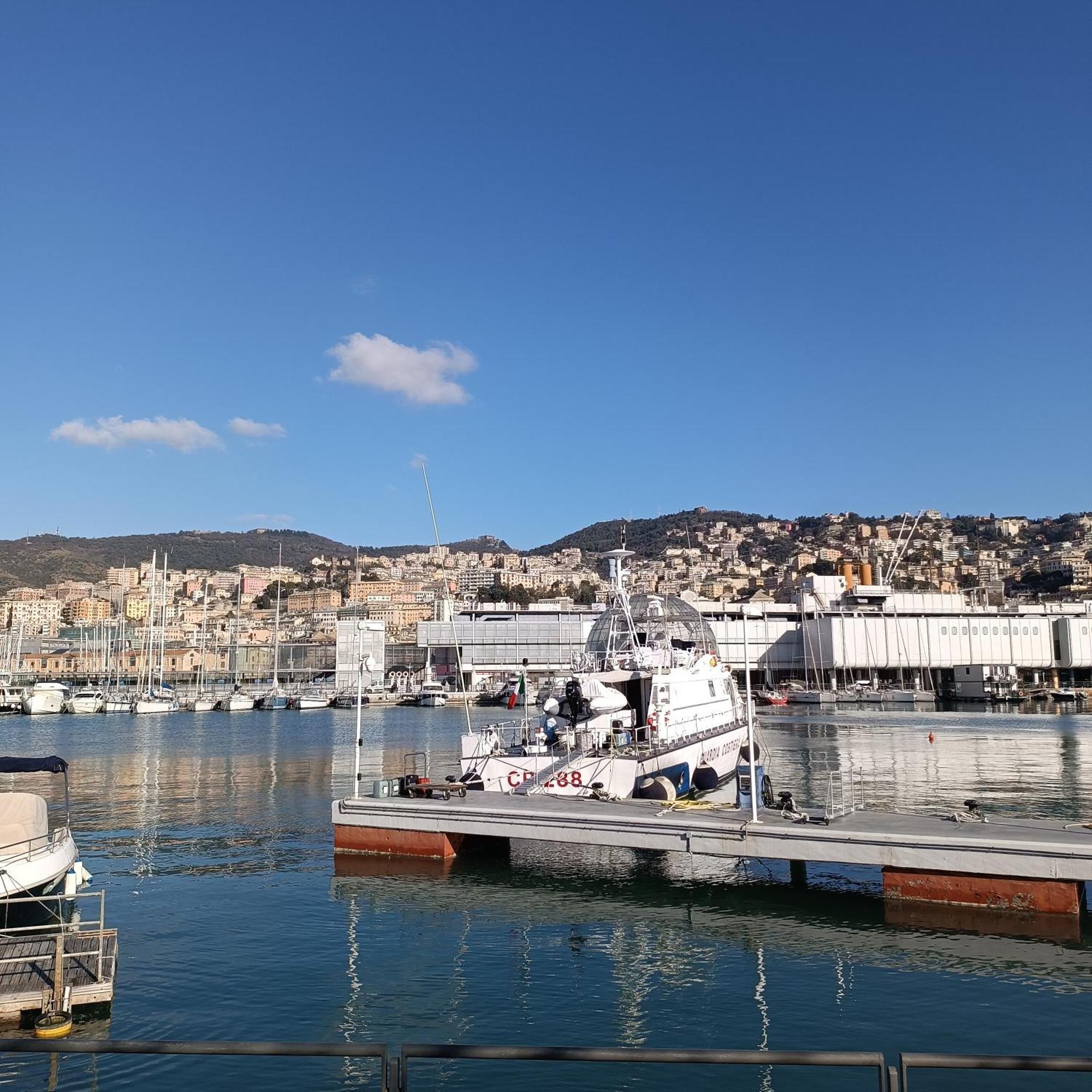Appartamento Pietra Di Mare, Porto Antico Генуа Екстериор снимка